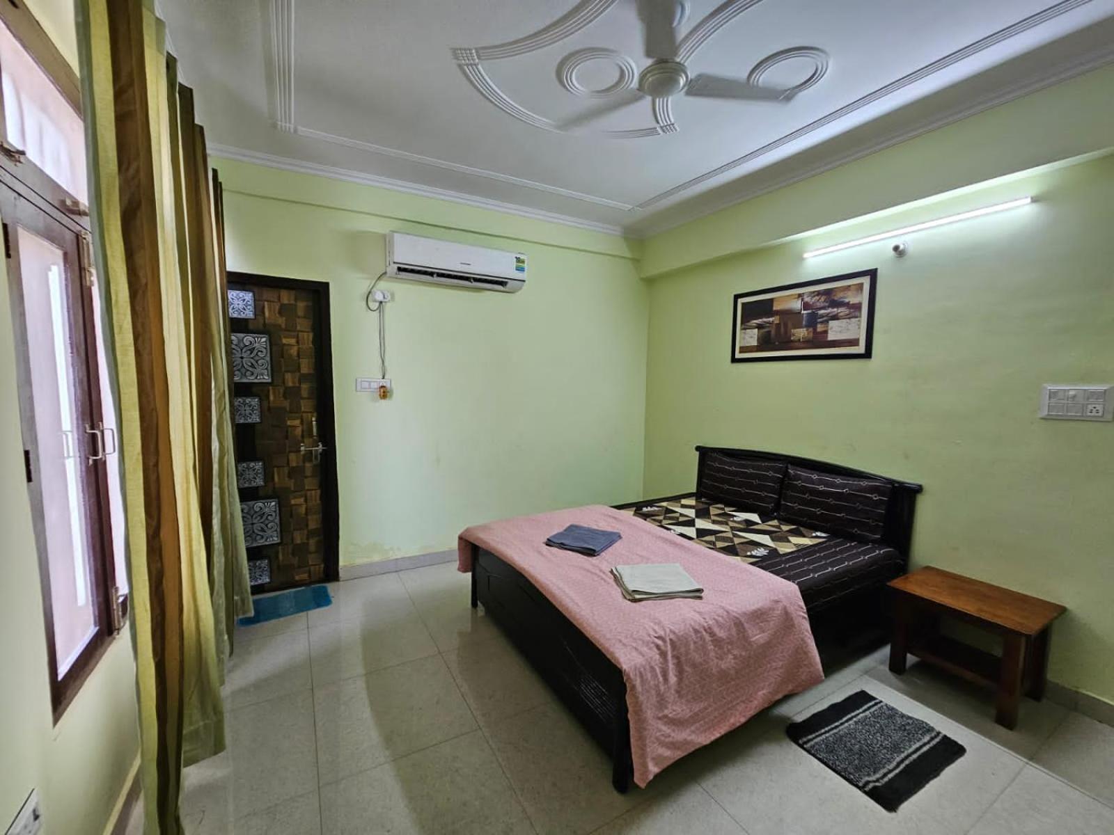 3 Bhk In Krishna Nagar Lko 401 L Lucknow