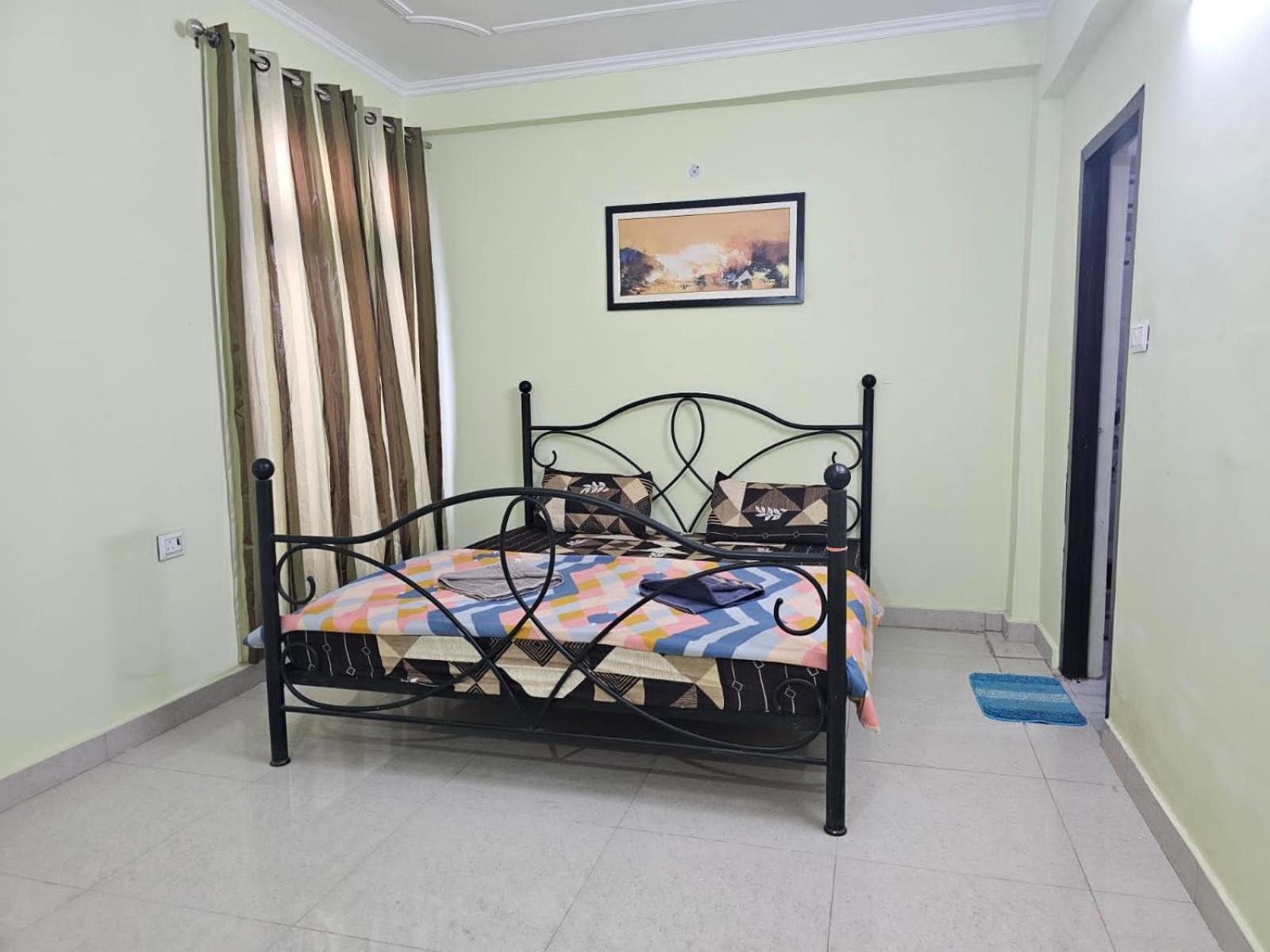 3 Bhk In Krishna Nagar Lko 401 L *